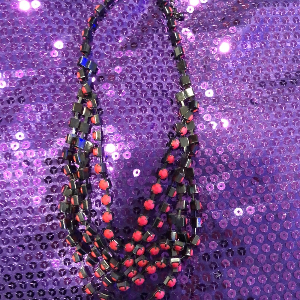 pink stone necklace